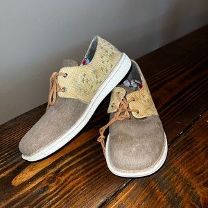 Justin Boots CAC-TIE khaki Shoes